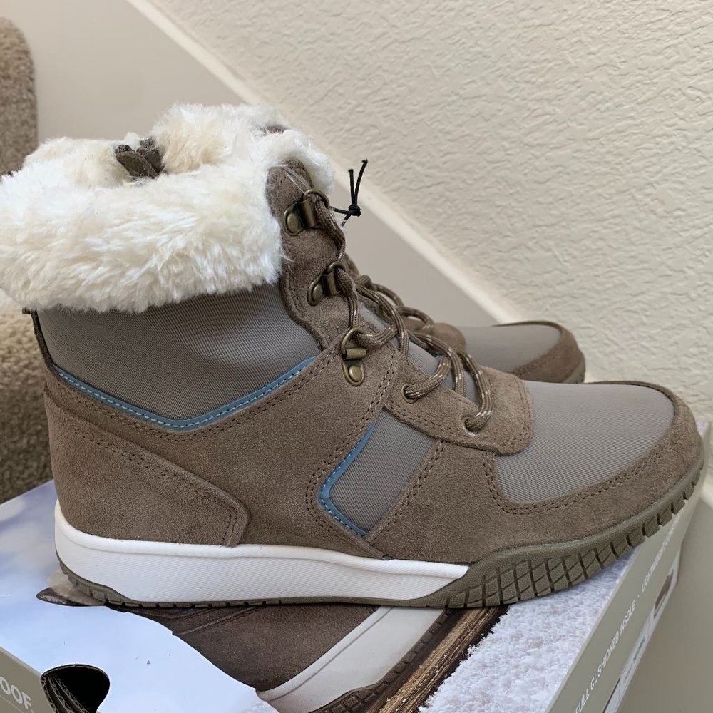 New Weatherproof Women's Chloe Keep Warm Sneaker Boot